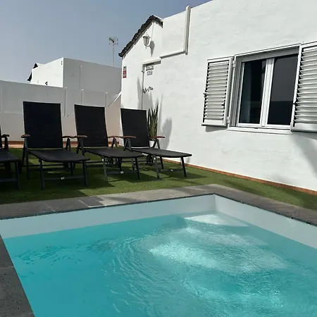 Malva Villa Puerto del Carmen (Lanzarote)
